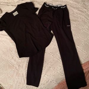 Women’s Black Scrub Set size Small